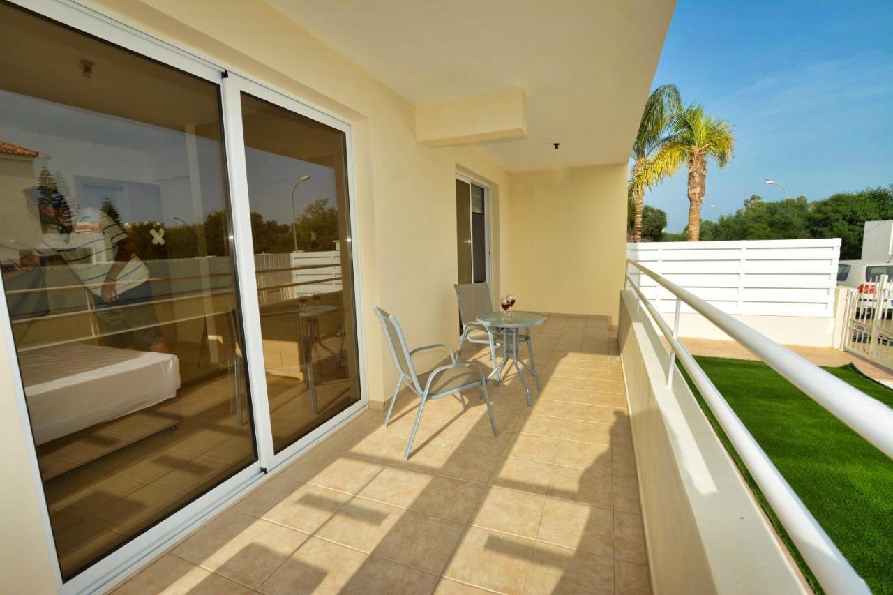 Nissi Martha Apartment Ayia Napa Ngoại thất bức ảnh