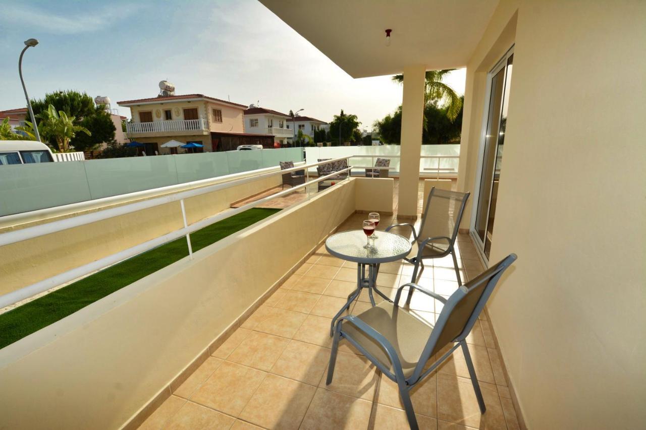 Nissi Martha Apartment Ayia Napa Ngoại thất bức ảnh